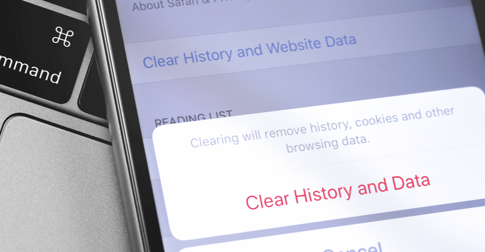 Apple iPhone official browser Safari remove history, cookies and other browsing data